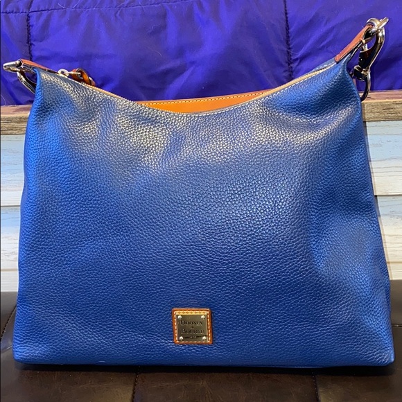 Dooney & Bourke Handbags - Like New! Dooney & Bourke Juliette Hobo